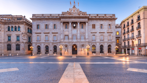 Convocatoria al Ayuntamiento Barcelona